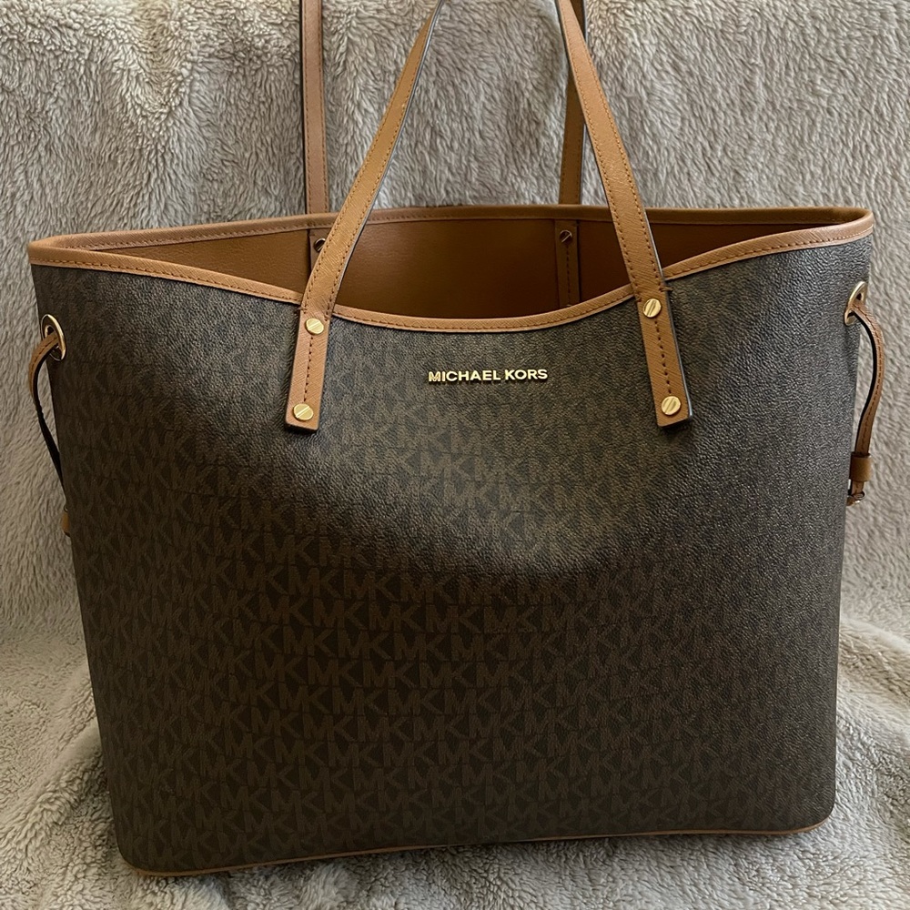 Michael Kors Tote